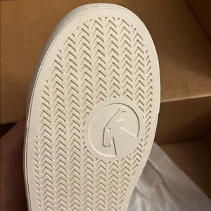 Billy Cuff Footwear NEW Stylish Faux FurBeige High-Top Kids Sneakers, Girls Sz 4